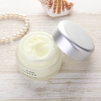 天姿国色 柔护水凝霜30g(柔护滋养霜)深入滋养，改善干燥、敏弱成因，增加防御能力