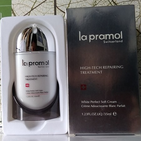 里海之谜 臻透亮白嫩肤霜(滋润修复型)35ml 集抗老化、水润、亮白、隔离防护多效一体