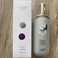 圣迪妮尔 沁润洁肤露110g 泡沫丰盈,清洁毛孔污垢/残妆/多余油脂,水润透亮,细腻轻柔