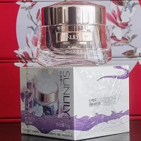 圣迪妮尔 芙蓉霜50g(四代)温和配方、清爽不黏腻、柔润剔透、细腻水嫩,改善干燥、粗糙肌肤