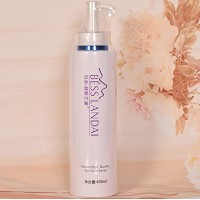 碧斯兰黛 清颜洁面乳400ml(菁润柔肤洁面乳)质地细腻，温和清洁毛孔、污垢