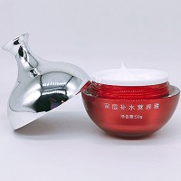 伊尔娜美 深层补水营养霜50g 补充养份,改善幼纹,增加弹性,持久保湿,水嫩细腻