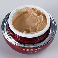 伊尔娜美 滢润玉颜霜30g 补充水分及营养,改善粗糙、干燥肌肤,收缩毛孔,恢复弹性