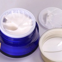 慧立康 焕颜精华霜120g(控时幼颜霜)丝滑乳霜质地、水润嫩滑、紧致抗皱、舒展干纹/细纹、淡化面部皱纹痕迹