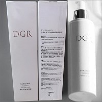 诚美 DGR神经酰胺美容液200ml 质地滑爽不黏腻,渗透肌底,滋润干燥,紧致水嫩