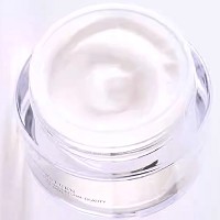 圣博蜜思 瓷润肌护日霜30g 净化肌肤、减少色素沉着、提亮肤色、通透亮白、润泽光滑