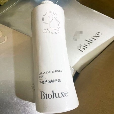 BIOLUXE猕猴桃净透洁面精华露450ml 清洁面部污垢、清洁毛孔、增强肌肤营养吸收