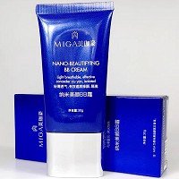 美珈豪 纳米美颜BB霜30g 打造自然裸妆,修饰肤色,匀净盈亮,水润细腻,提升紧致度