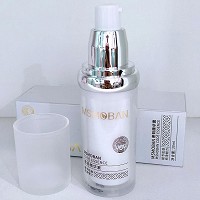 苗氏魔斑 密码精华素30ml 使肌肤美皙、娇嫩、透亮焕颜美肌,无暇润泽,提亮肤色