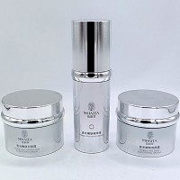 苗海棠 嫩肤三宝套 混合斑家居断黑三宝(亮颜晚霜30g+皙颜日霜30g+精华液30ml)