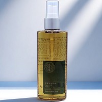 苗翠堂 蓝莓小分子水200ml 二次清洁肌肤,提亮肤色,紧致毛孔,水分透亮